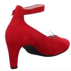 IMPO TANNIE LOW KITTEN HEEL ADJUSTABLE BUCKLE ANKLE STRAP ROUND TOE PUMPS